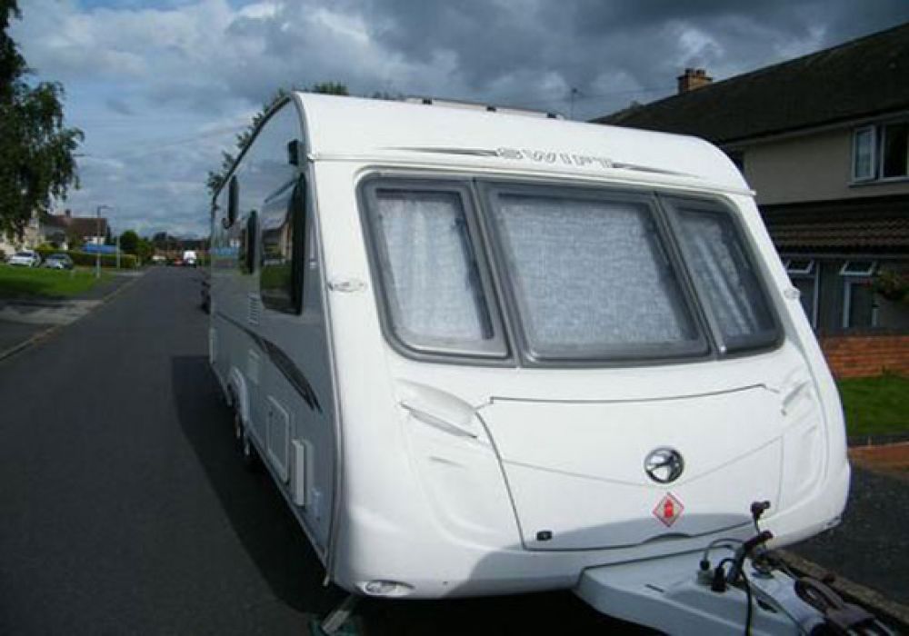 MOBILE CARAVANE , LIVING HOUSES