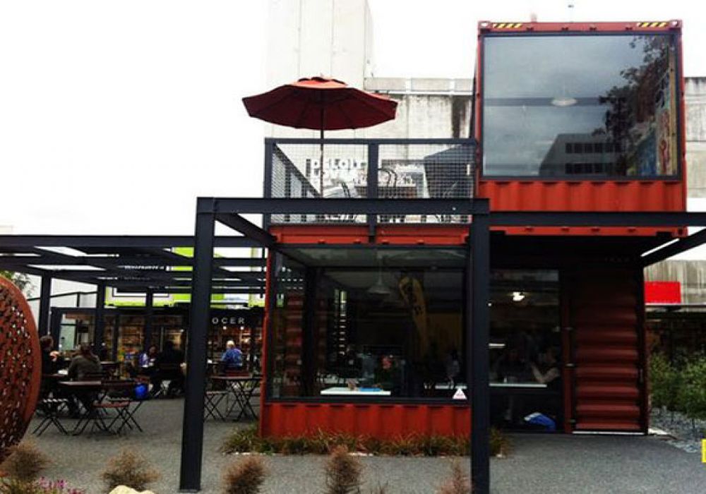 MOBILE STORES AND CAFES